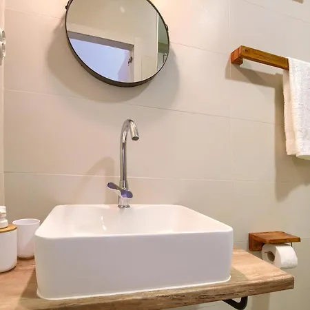 Henna 2 Апартаменти