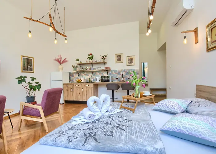 Apartament Henna 2 *